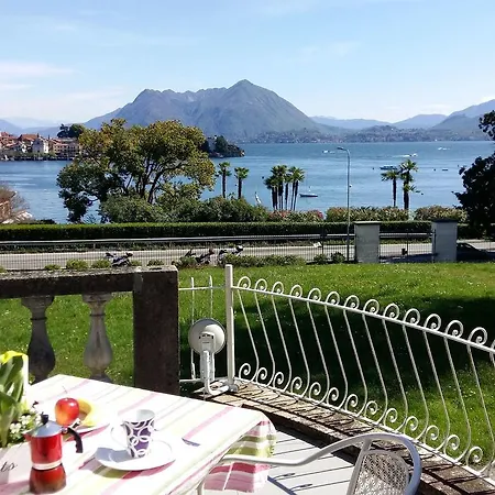 Elegant In Near Lake Апартаменты